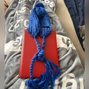NWT Nixon Nordic Style Hat With Ear Covers, Tassles And Pom.